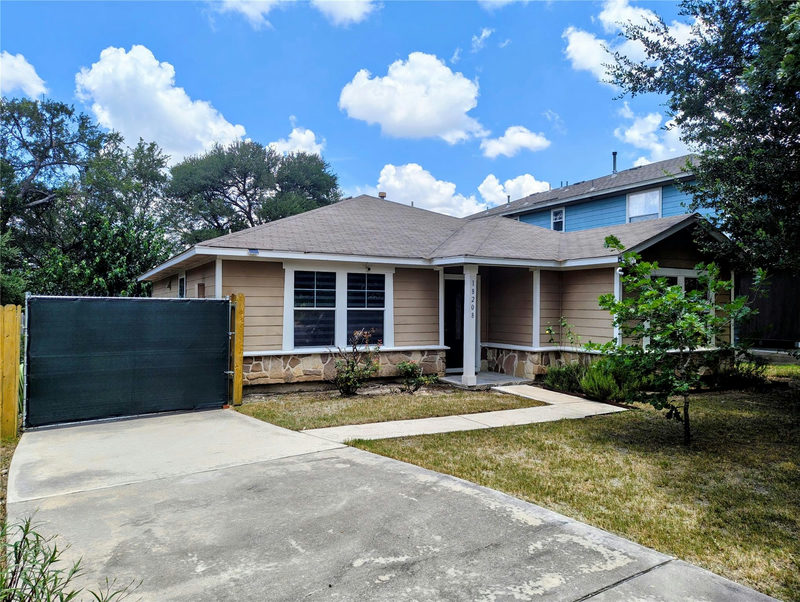 18208 Flathead Dr — exterior
