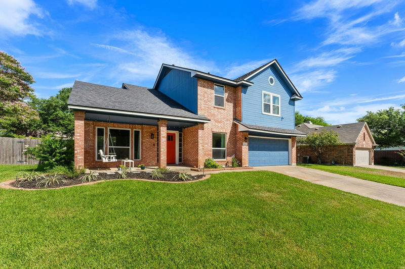 504 PLEASANT VALLEY Dr — exterior