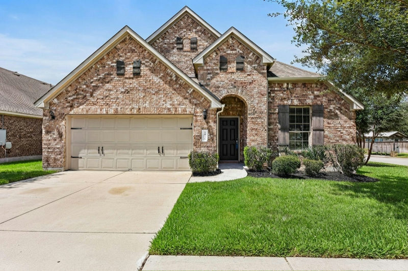 3602 Esperanza Dr — exterior
