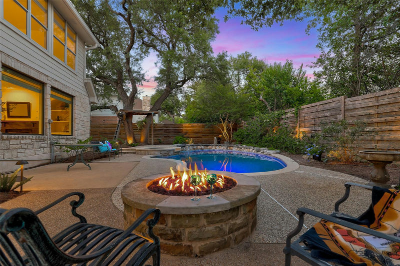 11413 Rockwell Pl — exterior