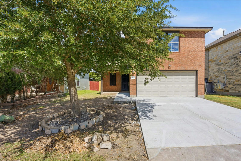 6917 Panda Royle Dr — exterior