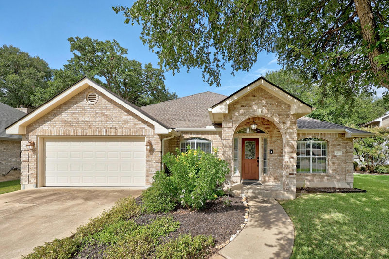30112 Spyglass Cir — exterior