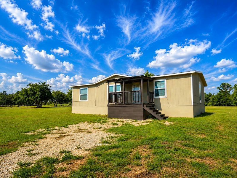 126 Esperanza Dr — exterior