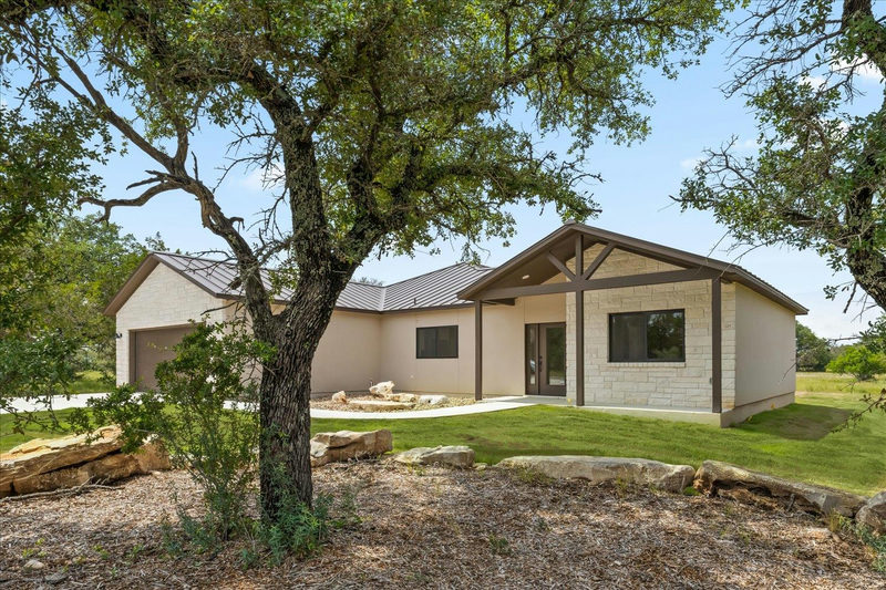 114 Rolling Hill Dr — exterior