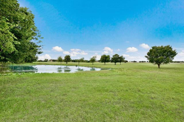 4021 E Fm 243 — exterior