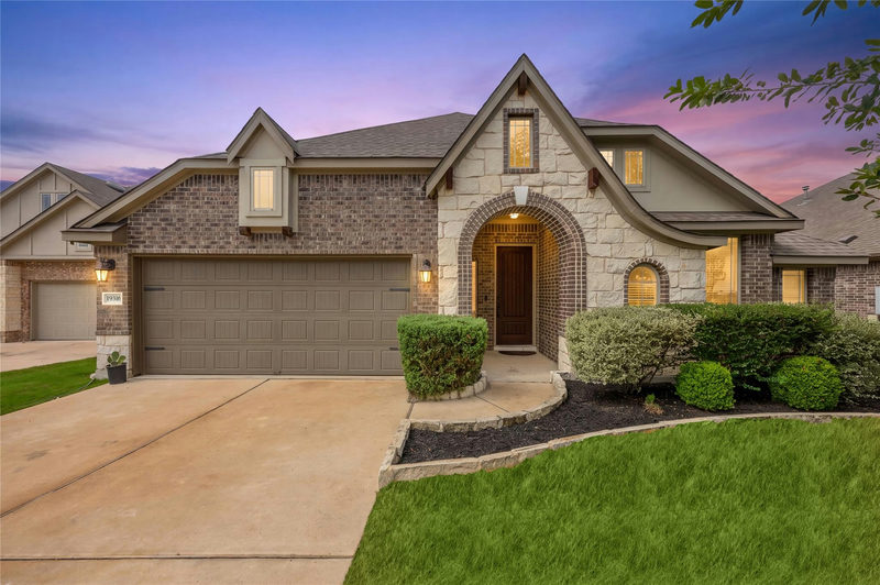 19316 Wearyall Hill Ln — exterior