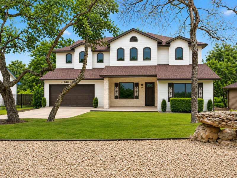 206 Errol Dr — exterior