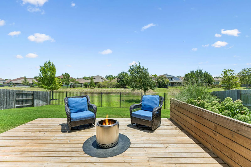 334 Blue Oak Blvd — exterior