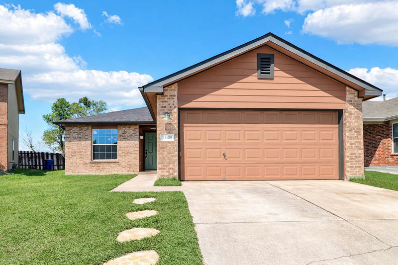 13508 Sierra Wind Ln — exterior