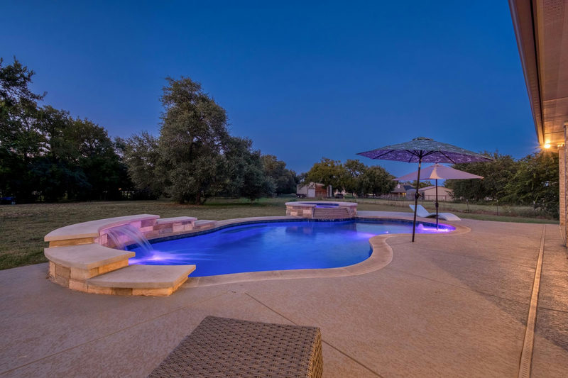 101 Enclave Park Cv — exterior