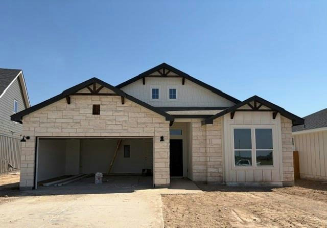 584 Gus Loop — exterior