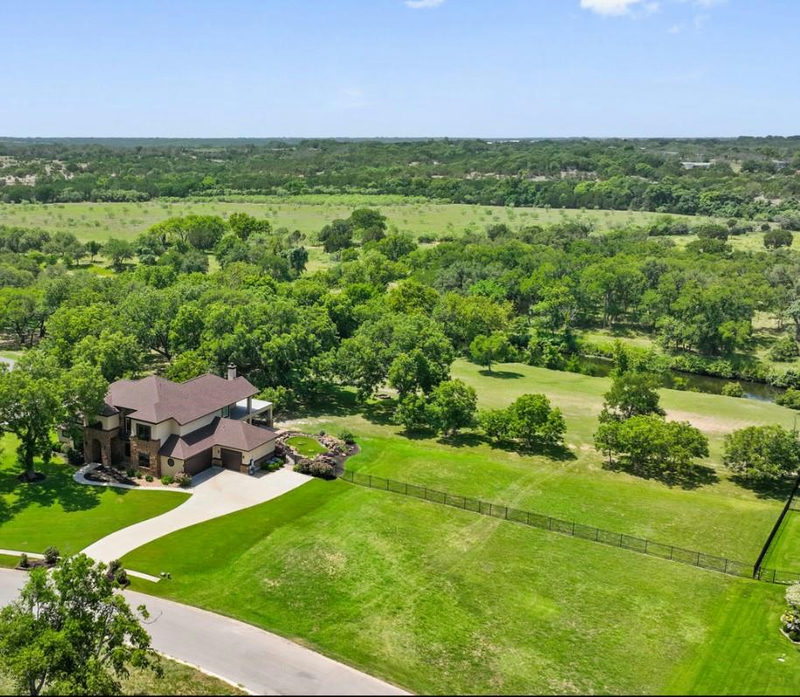 404 Golden Eagle Way — exterior