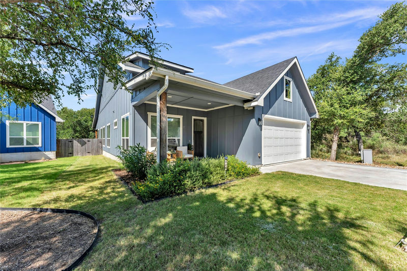 824 Woodland Hills Dr — exterior