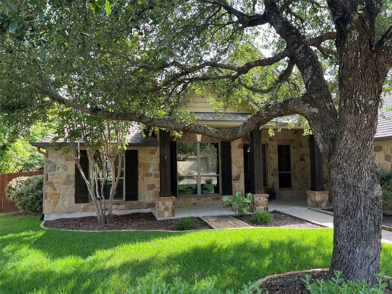 113 Courtland Cir — exterior