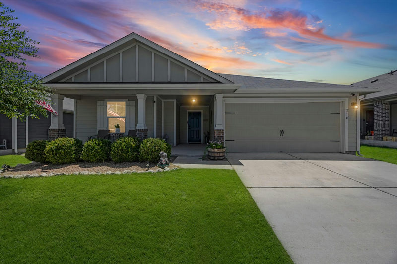316 Cassandra Dr — exterior