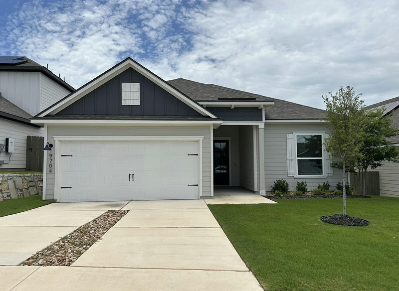9704 Gladsome Path — exterior