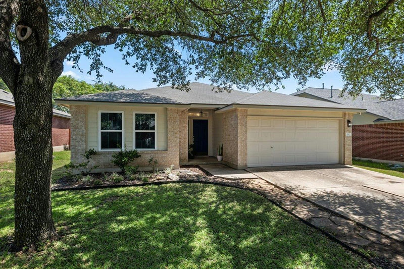 1512 Dillon Lake Bnd — exterior