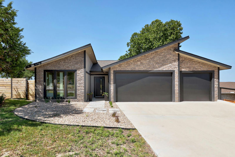 2800 Douglas Cv — exterior