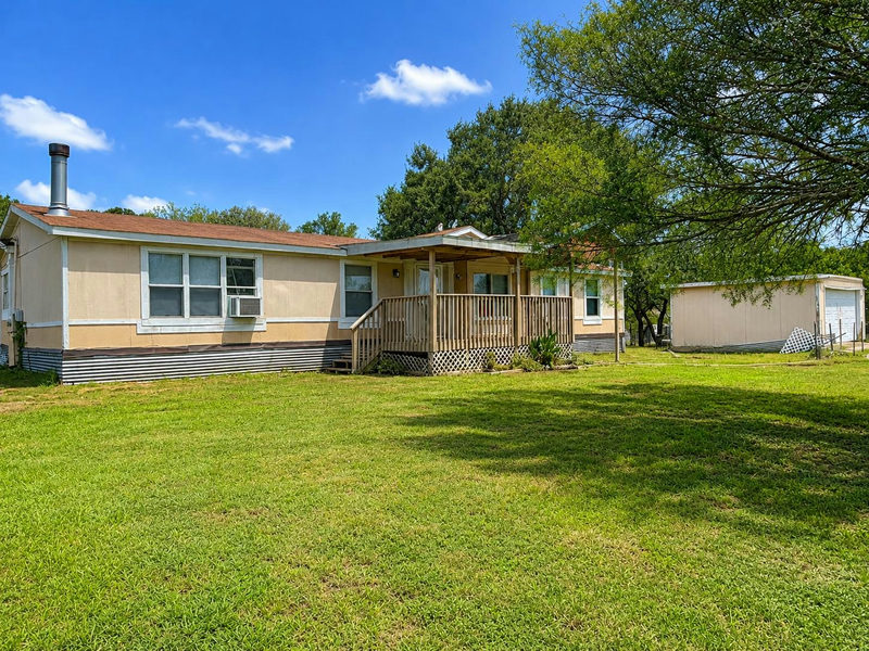 235 Cedar Creek Cir — exterior
