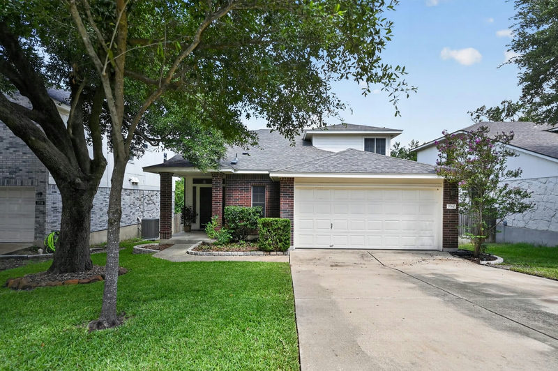 3760 Top Rock Ln — exterior