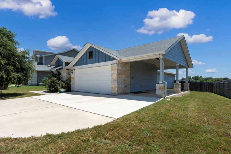 205 Four Star Dr — exterior