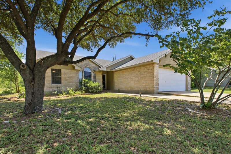 1717 Rendova Ln — exterior