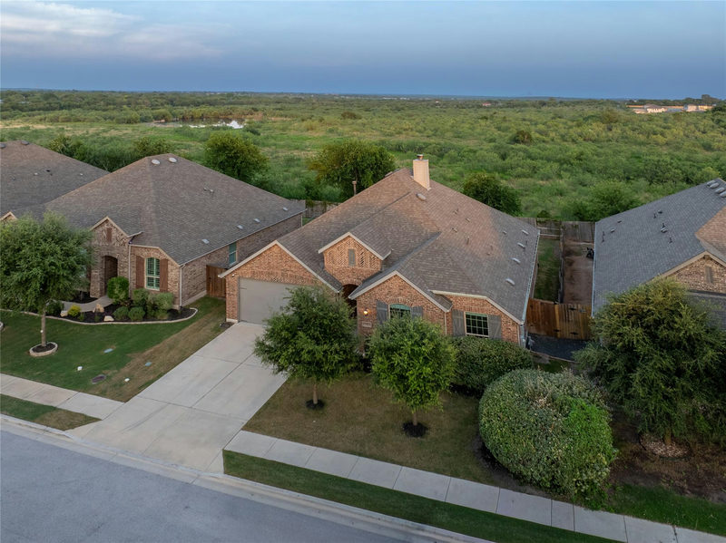 188 Nautical Loop — exterior