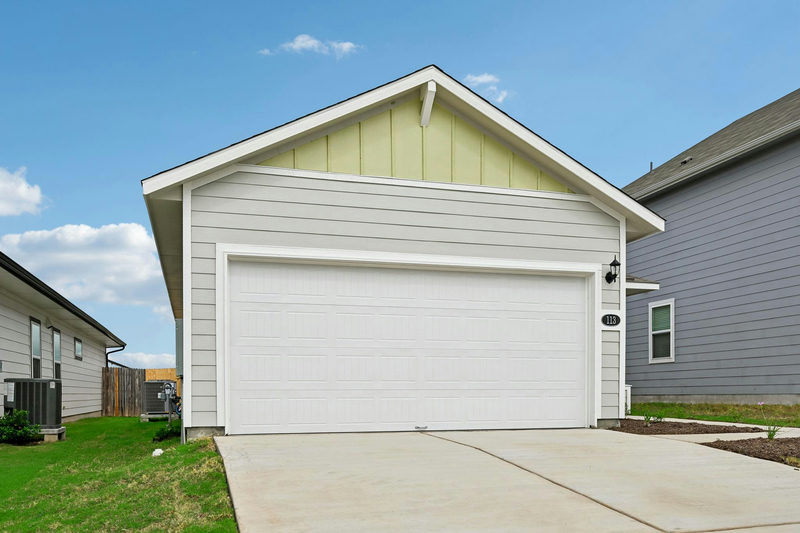 113 Delta Crst — exterior