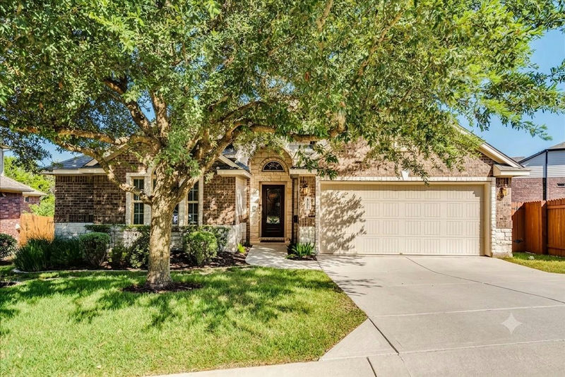 471 Limestone Trl — exterior