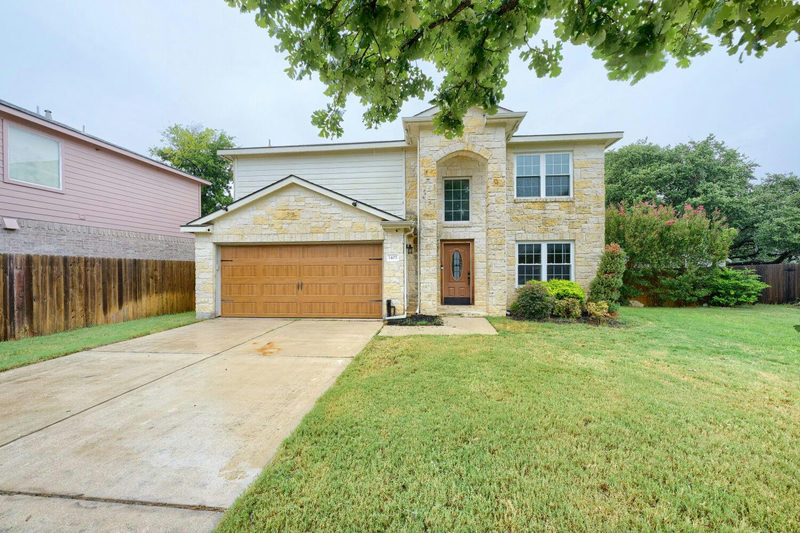 1405 Hawk Dr — exterior