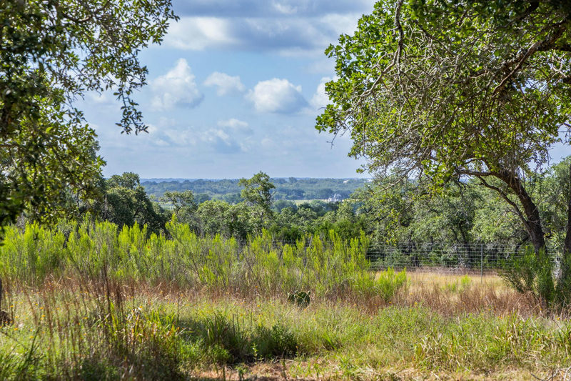 5385 Ranch Road 165 — exterior