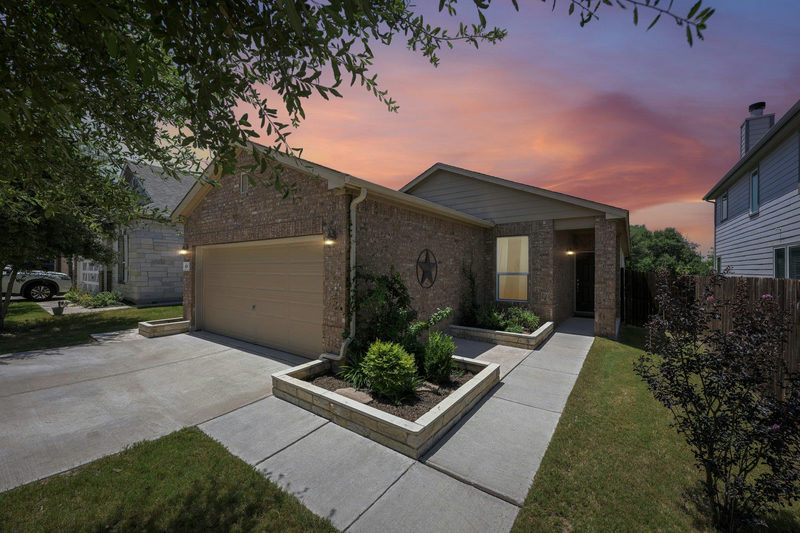 428 Los Cobos Ln — exterior