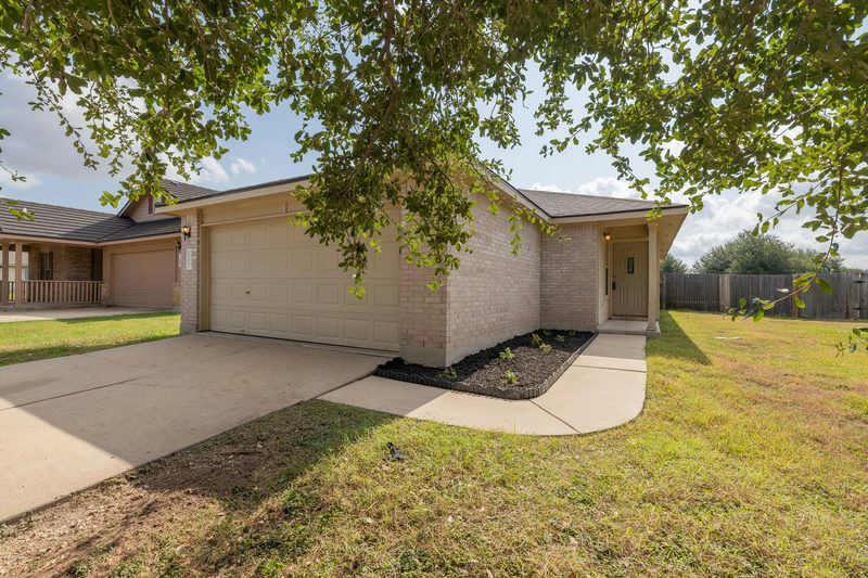 306 Quail Hollow Dr — exterior
