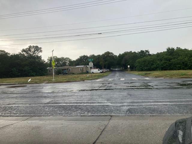 8006 Forest Wood Rd — exterior
