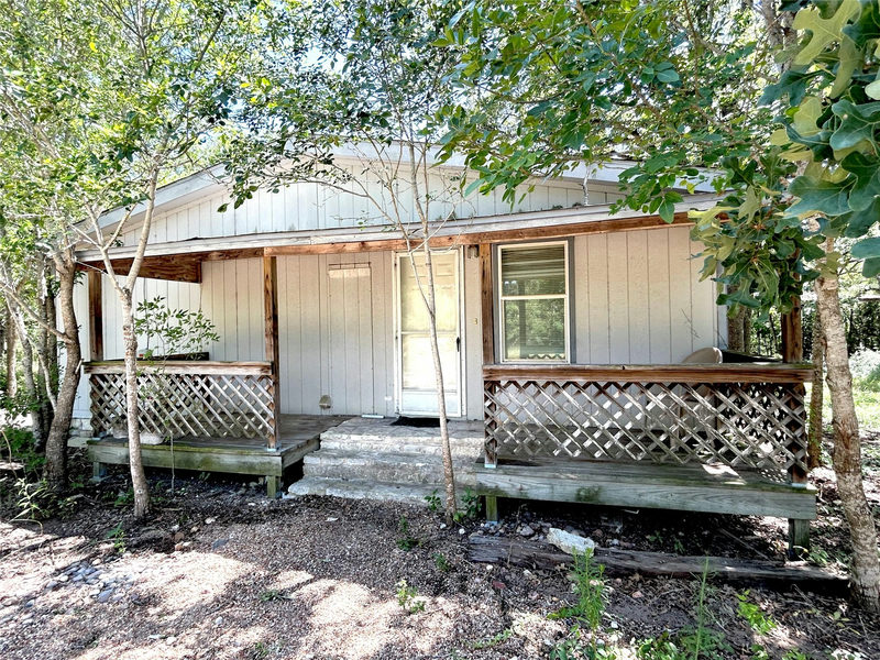 223 Foothill Rd — exterior