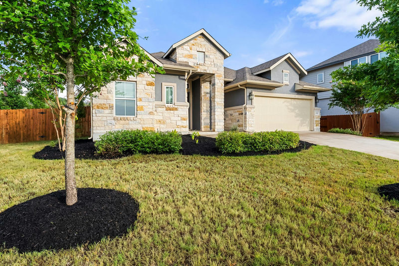 17801 Dufour Dr — exterior