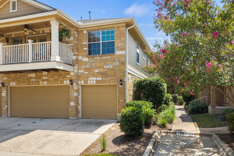 16100 S Great Oaks Dr #102 — exterior