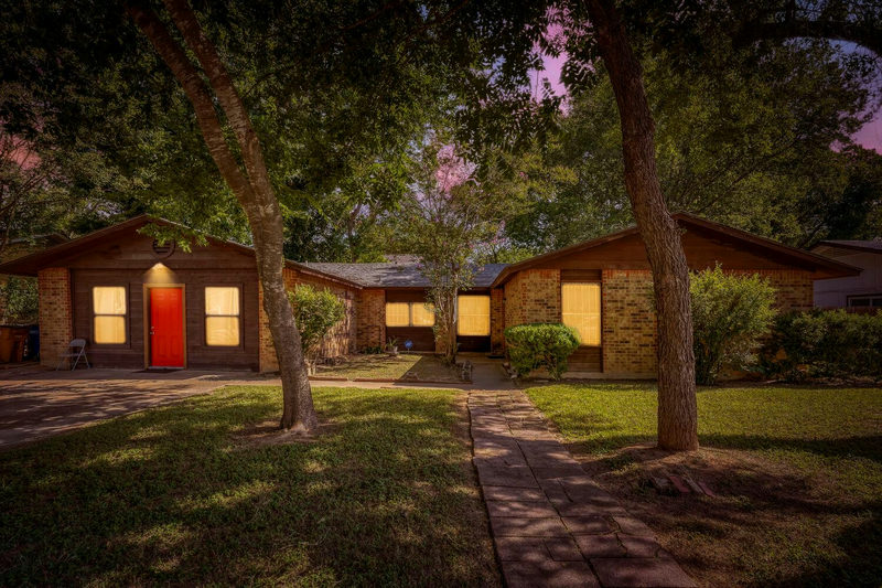 5800 Coolbrook Dr — exterior