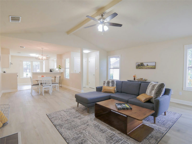 12903 Campos Dr — exterior
