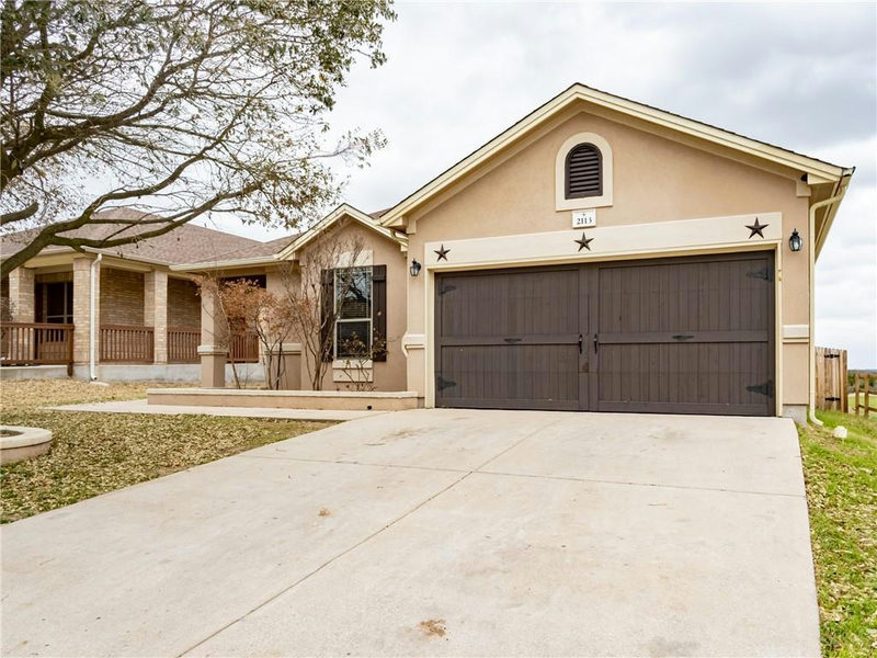 2113 Old Sterling Rd — exterior