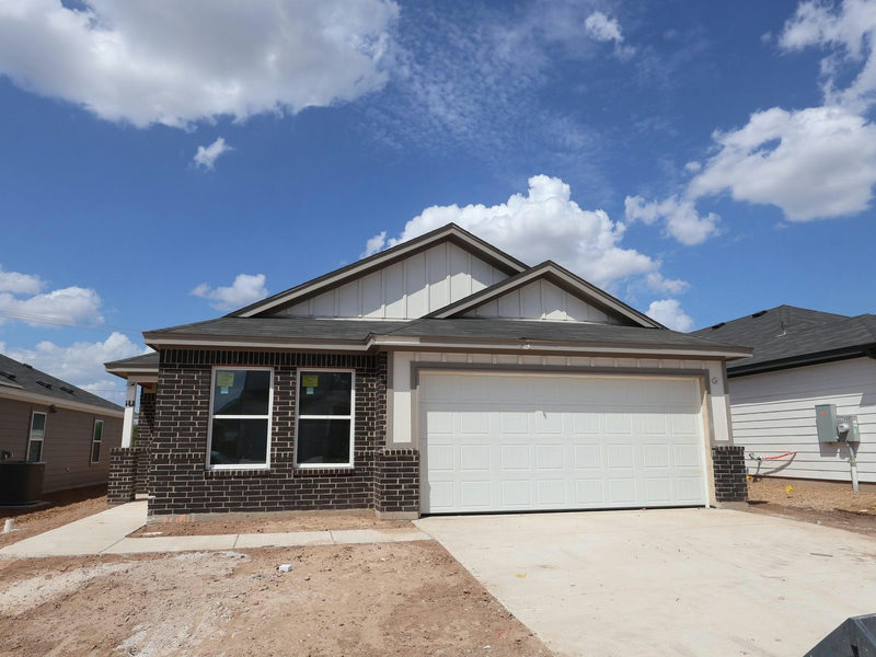 7404 Pullman Cv — exterior