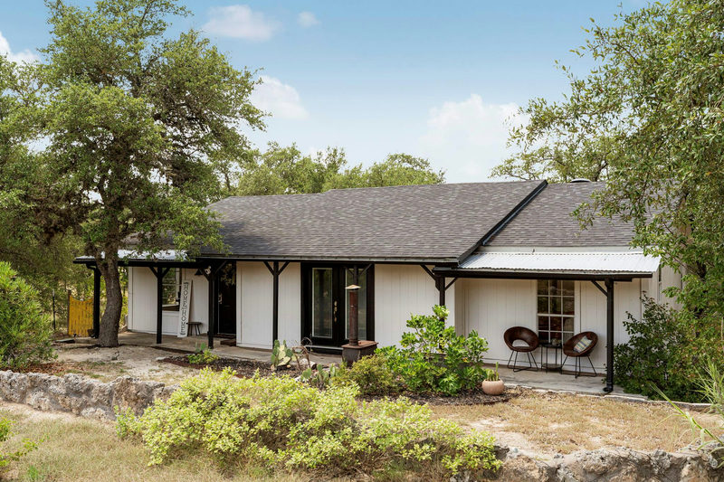2591 Spring Valley Dr — exterior