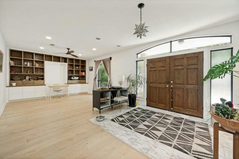 5804 Ginre Cv — exterior