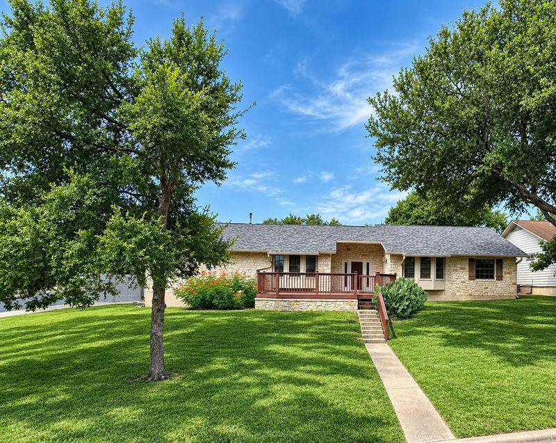 7210 Smokey Hill Rd — exterior
