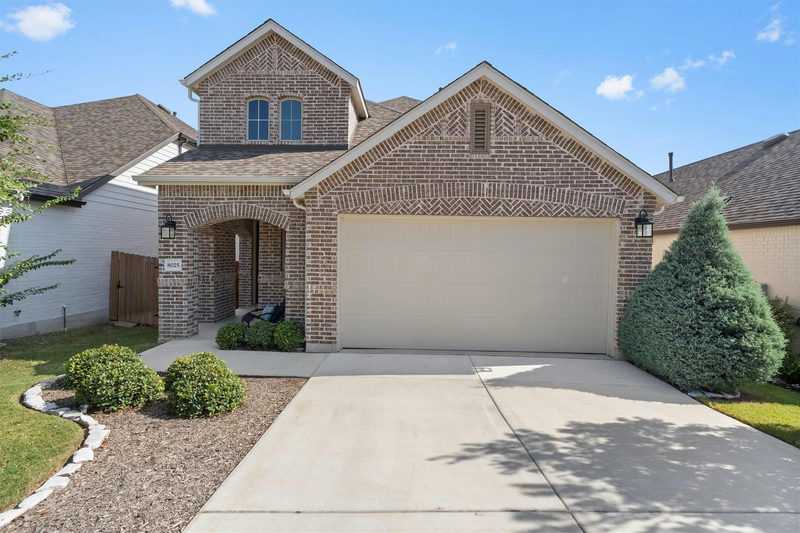 8025 Copper Prairie Bnd — exterior
