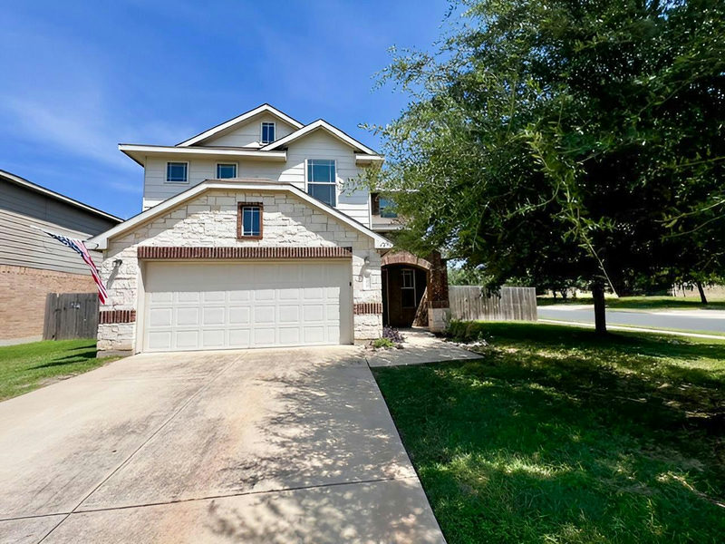 100 Magpie Goose Ln — exterior