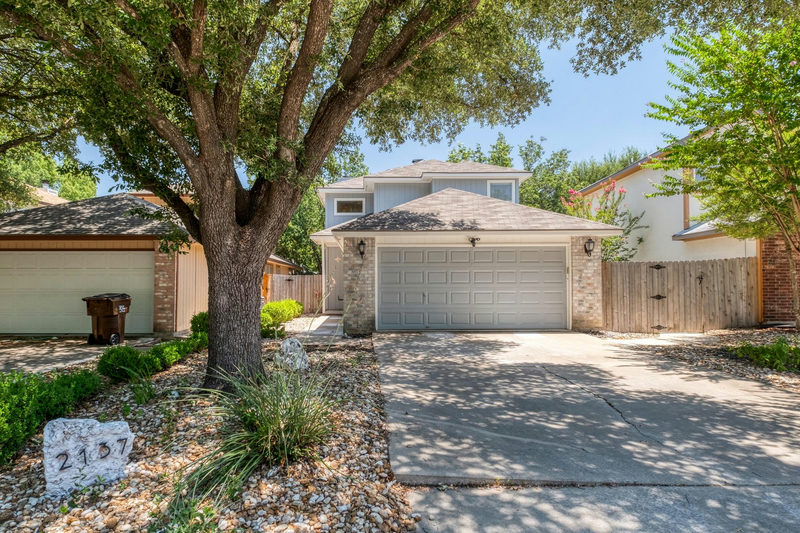 2137 Redwing Way — exterior