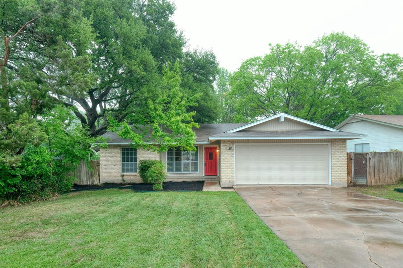 10419 Firethorn Ln — exterior