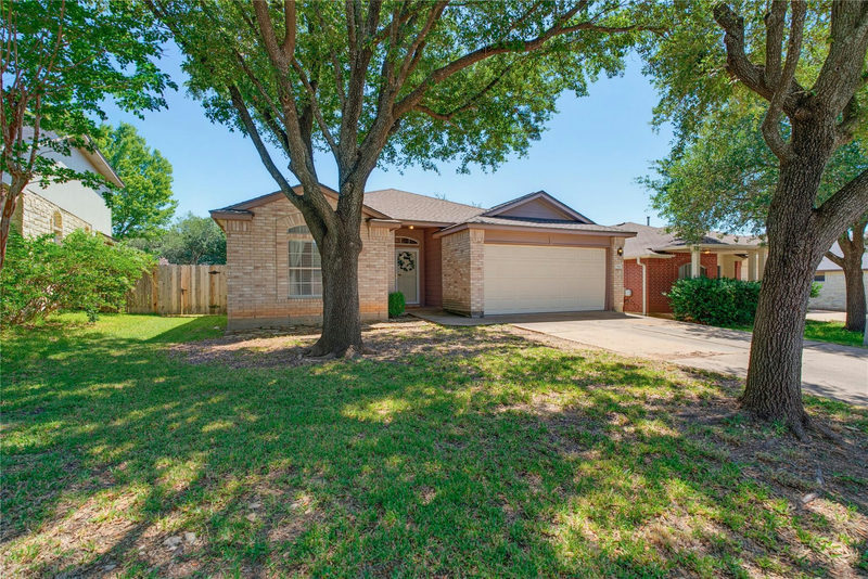 3549 Rock Shelf Ln — exterior