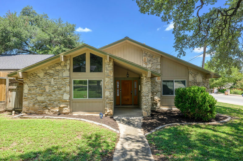 900 Austin Highlands Blvd — exterior